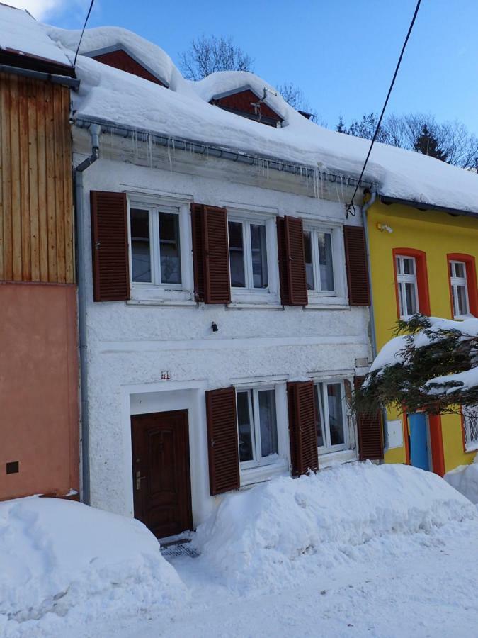Apartman Pod Bozim Darem Jáchymov Zewnętrze zdjęcie